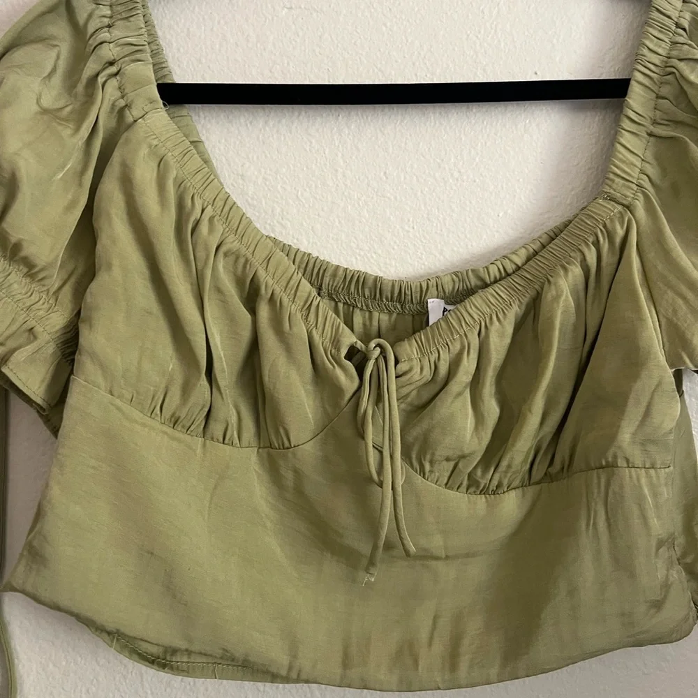 Princess Polly Sage Green Crop Top - Picture 2 of 6